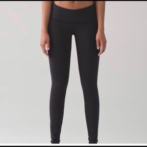 Wonder under lululemon leggings (size 6)